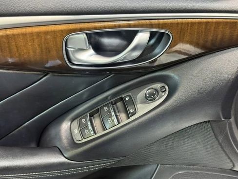 Used 2019 INFINITI Q50 Luxe w/ Essential Package (3.0T Luxe) image 12