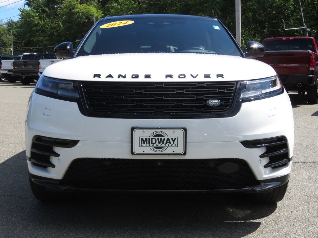 Used 2024 Land Rover Range Rover Velar Dynamic SE AWD/4WD image 2