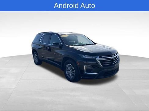 Used 2023 Chevrolet Traverse LT w/ Rear Camera Mirror Package AWD/4WD image 7