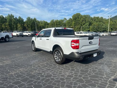 New 2025 Ford Maverick XLT image 7