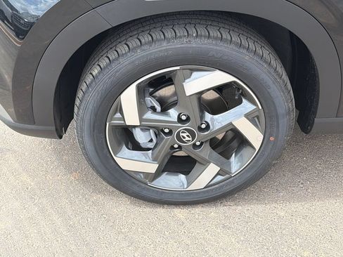 New 2026 Hyundai Venue SEL FWD image 12