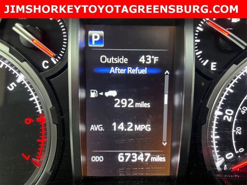 Used 2021 Toyota 4Runner Venture w/ Moonroof Package image 18