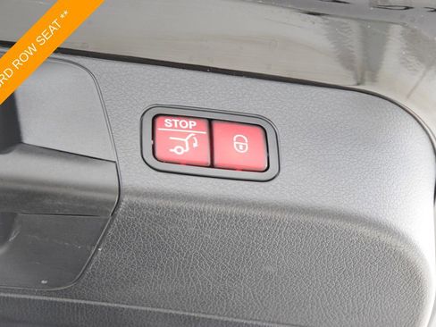 Used 2022 Mercedes-Benz GLB 250 GLB 250 image 30