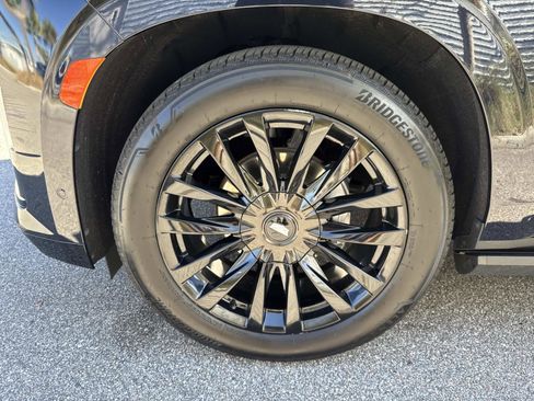 Used 2021 Cadillac Escalade Sport Platinum w/ Heavy-Duty Trailer Package image 10