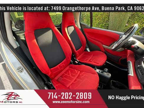 Used 2010 smart fortwo passion RWD image 20