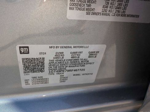 Used 2024 GMC Sierra 2500 AT4 w/ AT4 Premium Plus Package AWD/4WD image 34