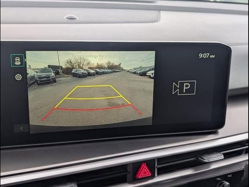 New 2026 Kia Sorento LX FWD image 11