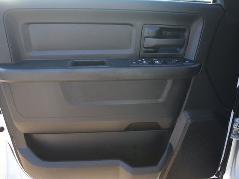 Used 2024 RAM 2500 Tradesman AWD/4WD image 13