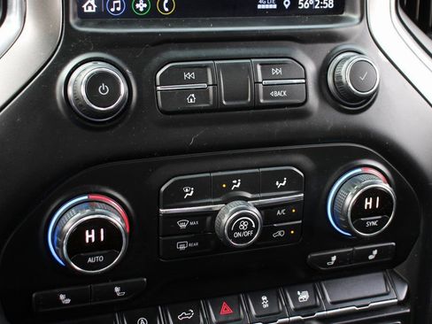 Used 2020 Chevrolet Silverado 1500 LT w/ Texas Edition image 27