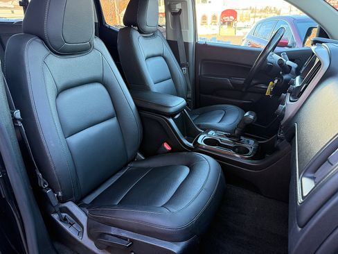 Used 2016 GMC Canyon SLT w/ Driver Alert Package image 35