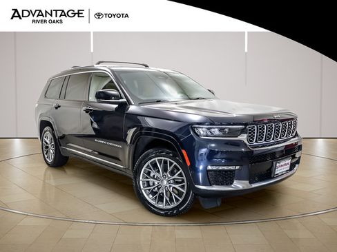 Used 2023 Jeep Grand Cherokee L Summit w/ Advanced Protech Group IV AWD/4WD image 2