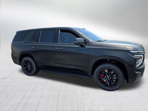 Used 2026 Chevrolet Tahoe RST w/ RST Performance Edition AWD/4WD image 4