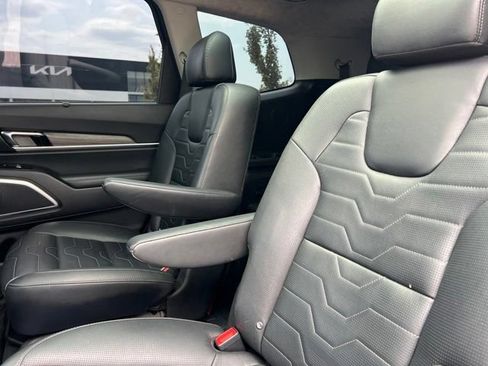 Certified 2022 Kia Telluride SX w/ SX Prestige Package AWD/4WD image 34