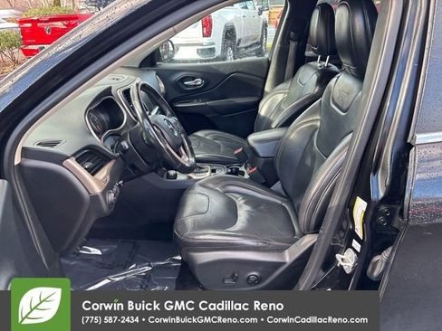 Used 2017 Jeep Cherokee Limited image 13