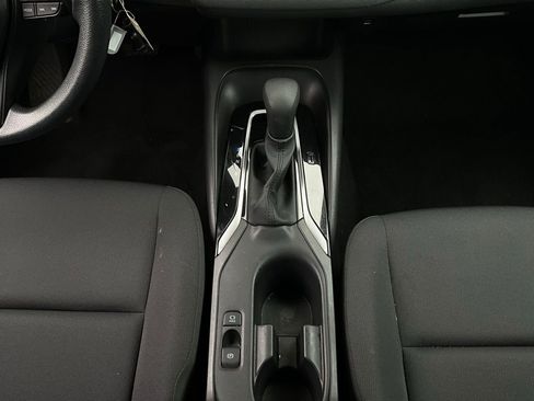 Used 2025 Toyota Corolla LE image 14