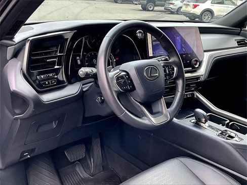 Used 2024 Lexus TX 350 AWD image 14