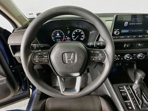 Used 2024 Honda CR-V EX image 11