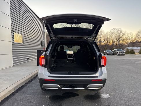 New 2026 Ford Explorer Platinum w/ LUX Leather Package image 7