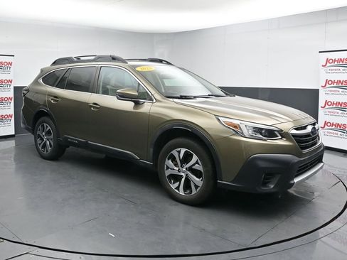 Used 2020 Subaru Outback Limited AWD/4WD image 2