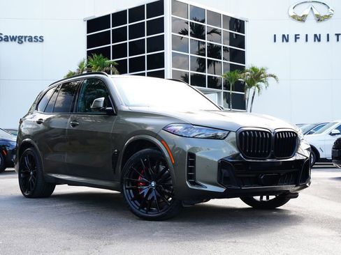 Used 2024 BMW X5 sDrive40i w/ M Sport Package RWD image 1