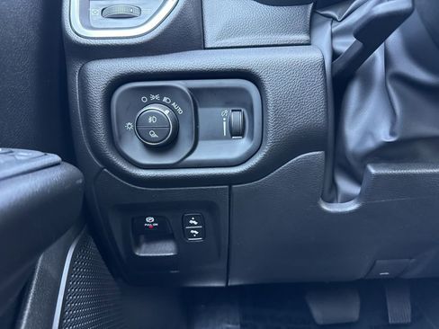 Used 2025 RAM 1500 Big Horn RWD image 22