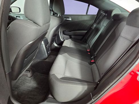 Used 2017 Dodge Charger R/T w/ Blacktop Package image 34