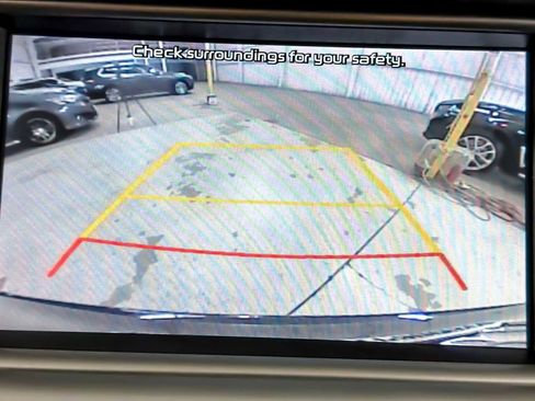 Used 2019 Kia Optima S image 18