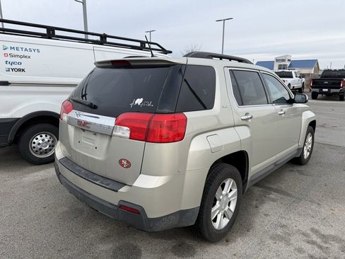 Used 2013 GMC Terrain SLT w/ LPO, Chrome Package image 9