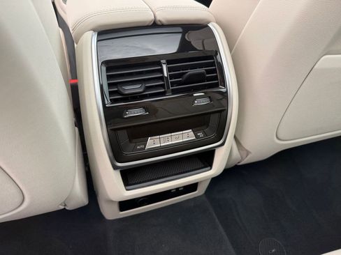 New 2026 BMW X5 xDrive50e image 30