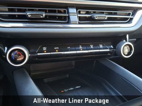 Certified 2025 Chevrolet Equinox EV RS image 21