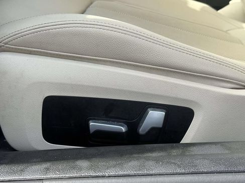 Used 2022 BMW 230i Coupe w/ Premium Package 2 RWD image 14