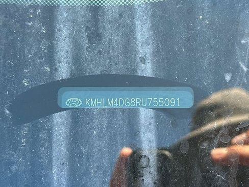Certified 2024 Hyundai Elantra SEL FWD image 3