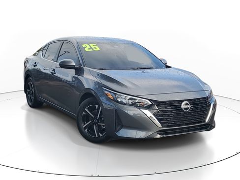 Certified 2025 Nissan Sentra SV image 1