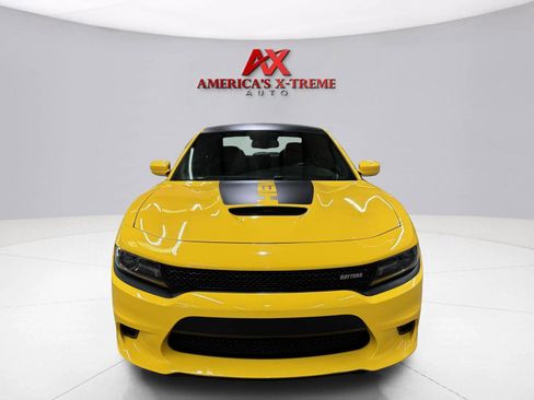Used 2017 Dodge Charger R/T RWD image 6