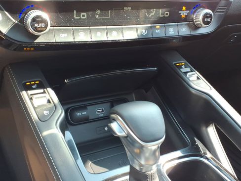 Used 2021 Kia Telluride SX w/ Nightfall Edition Package AWD/4WD image 22