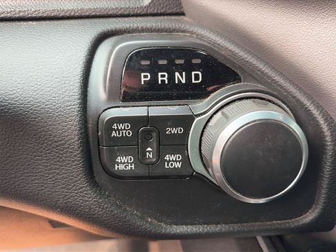 Used 2019 RAM 1500 Big Horn AWD/4WD image 16