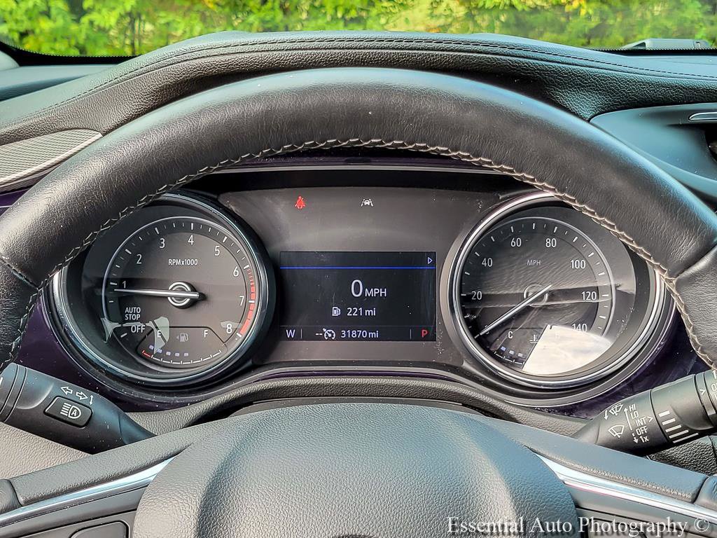 Used 2020 Buick Encore GX Essence FWD image 16