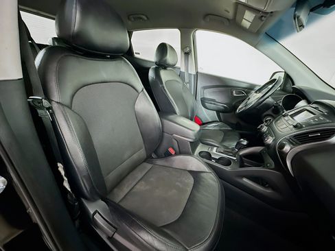 Used 2014 Hyundai Tucson SE image 28