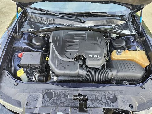 Used 2012 Dodge Charger SE w/ Sport Appearance Group image 14