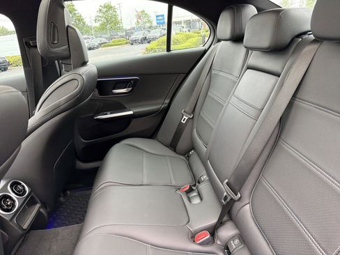 Used 2024 Mercedes-Benz C 300 Sedan image 32