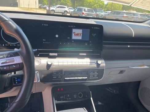 Used 2024 Hyundai Kona SEL FWD image 23