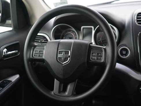 Used 2020 Dodge Journey SE FWD image 15