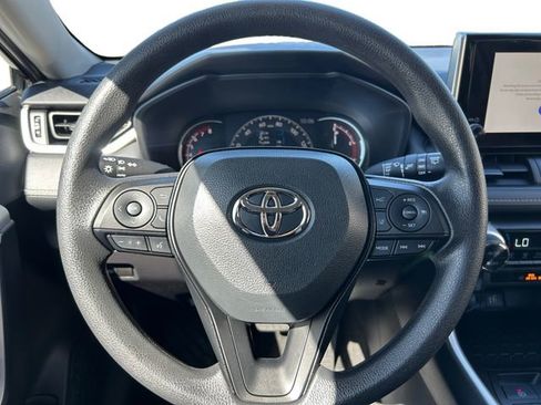 Used 2025 Toyota RAV4 XLE image 13