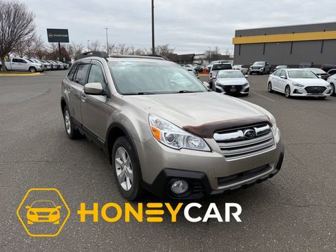 Used 2014 Subaru Outback 2.5i Premium w/ Moonroof Package image 1