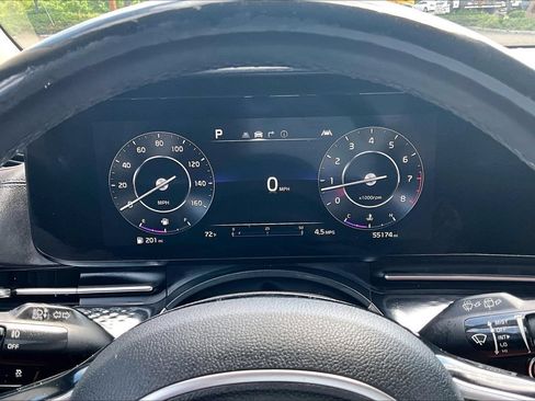 Used 2022 Kia Carnival SX Prestige FWD image 23