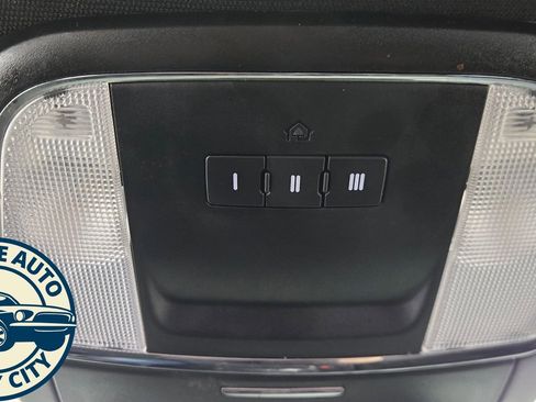 Used 2016 Dodge Charger SXT w/ Blacktop Package image 20