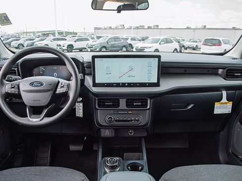 New 2026 Ford Maverick XL image 5