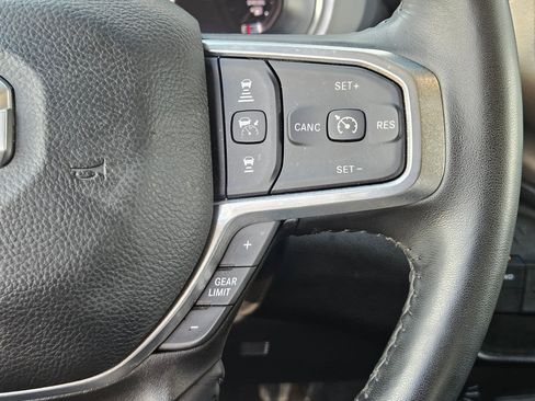 Used 2024 RAM 2500 Laramie w/ Safety Group AWD/4WD image 20