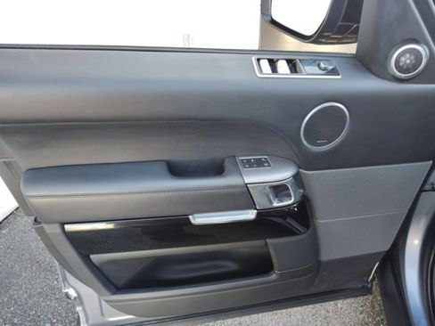 Used 2020 Land Rover Range Rover Sport HSE Dynamic image 22
