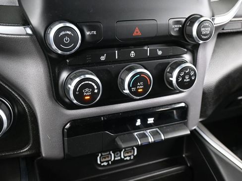 Used 2024 RAM 1500 Big Horn image 19